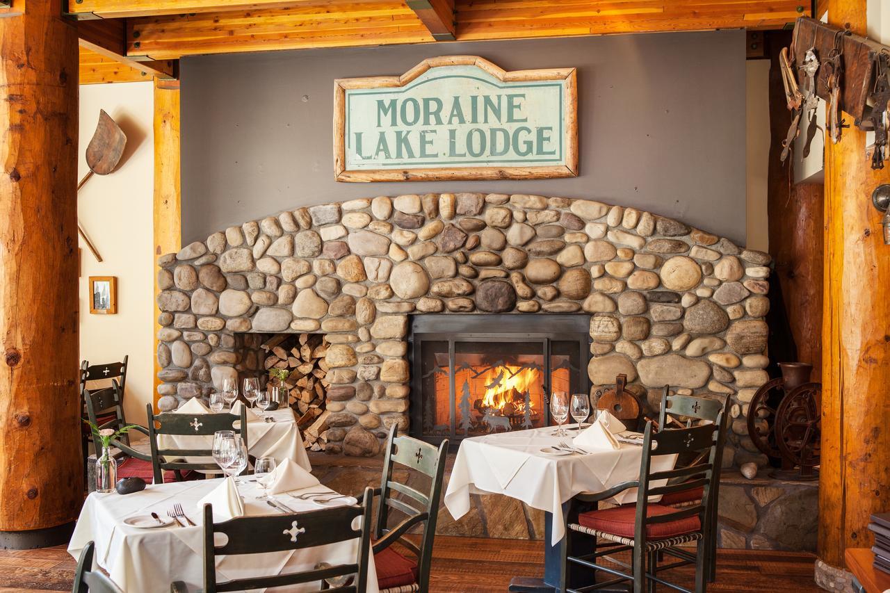 Moraine Lake Lodge Lake Louise Bagian luar foto