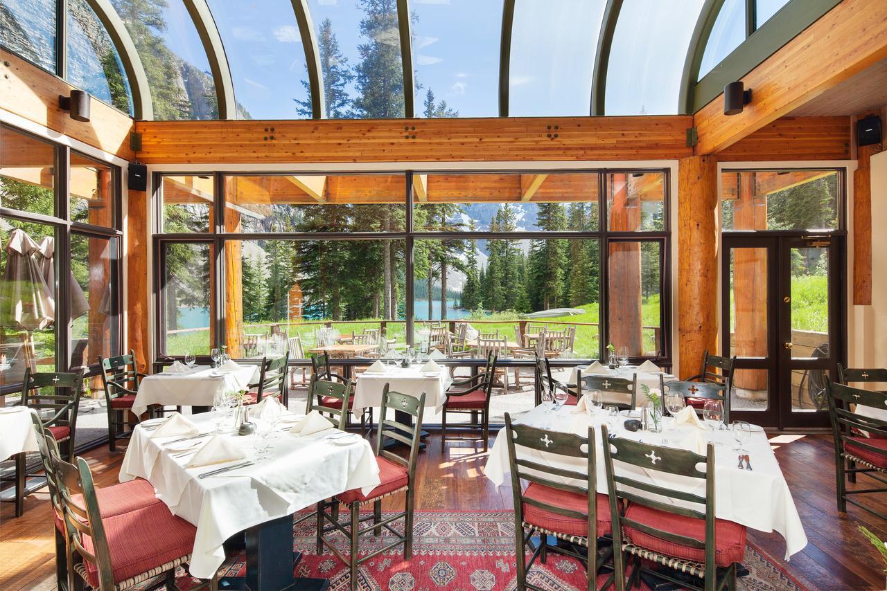 Moraine Lake Lodge Lake Louise Bagian luar foto