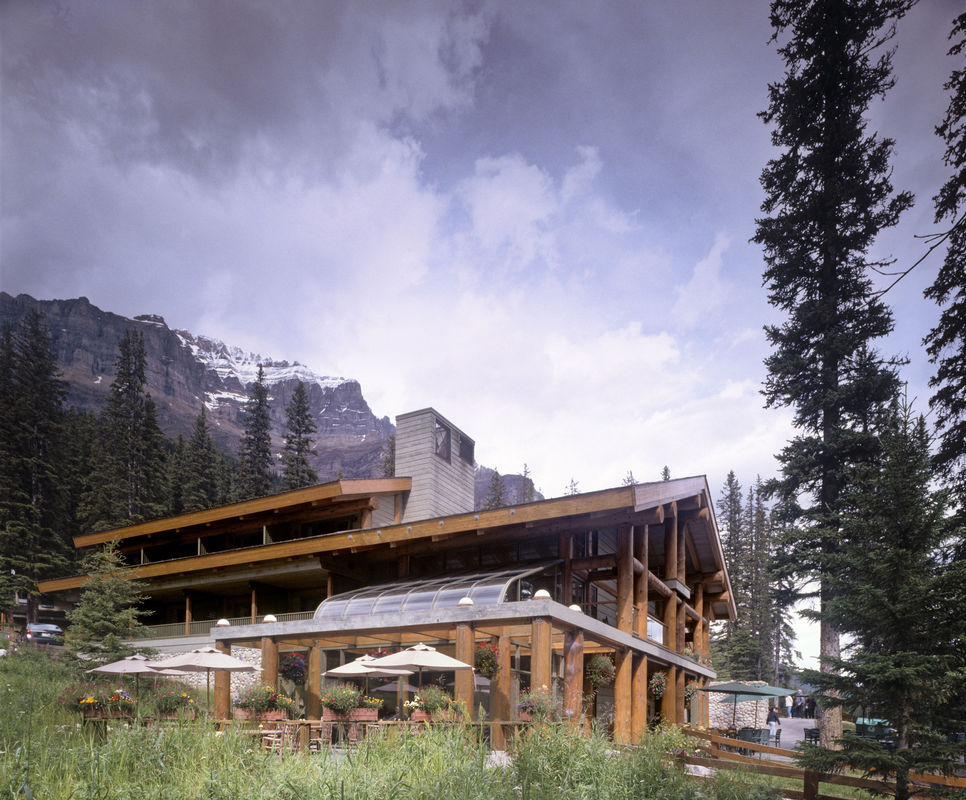 Moraine Lake Lodge Lake Louise Bagian luar foto